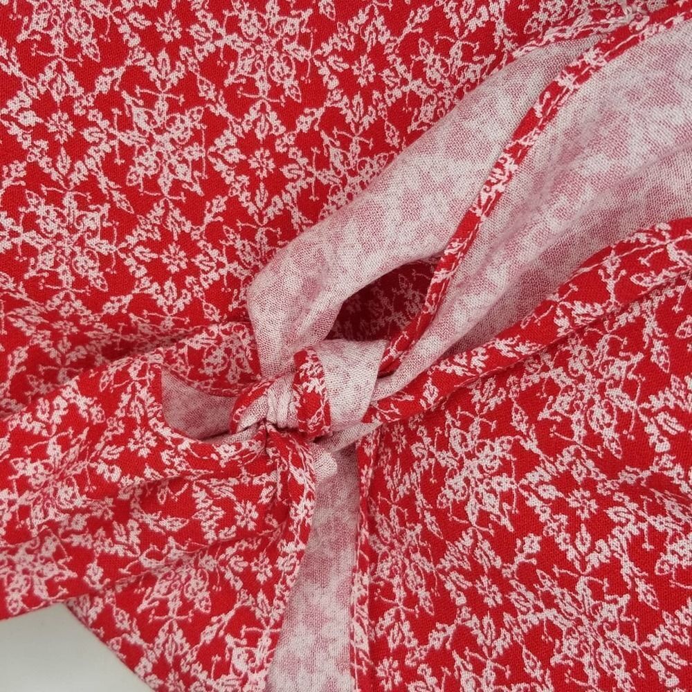 Universal Thread Red Faux Wrap Geometric Cropped … - image 6